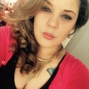 Meet your Posher, Rocio